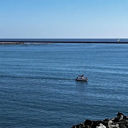 La Casa Di Dory In Primopiano アパート